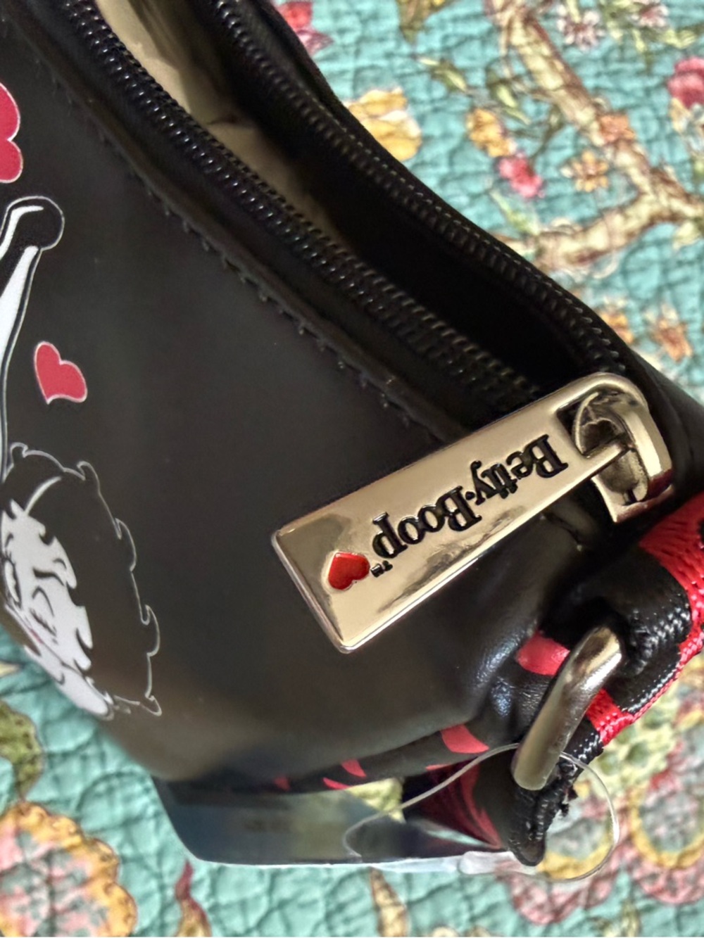 Betty Boop Black Crossbody by Fleischer Studios - Picture 2 of 5